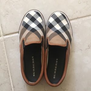 Burberry sneakers